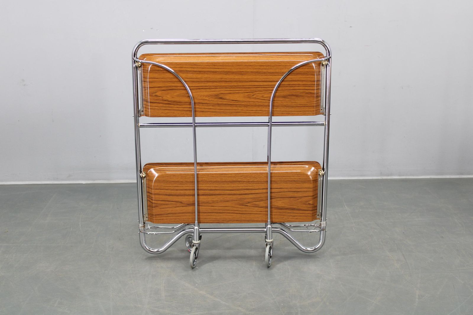 Mid-Century Opvouwbare Serveerwagen, Italië, jaren 1970 photo vinterior