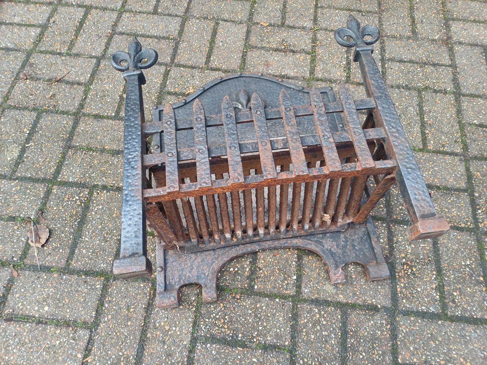 photo furniture Large Heavy 1920s Cast Iron Fireplace Inset Heavy Antique Fire Basket Art Nouveau Style Original Patina Period Hearth