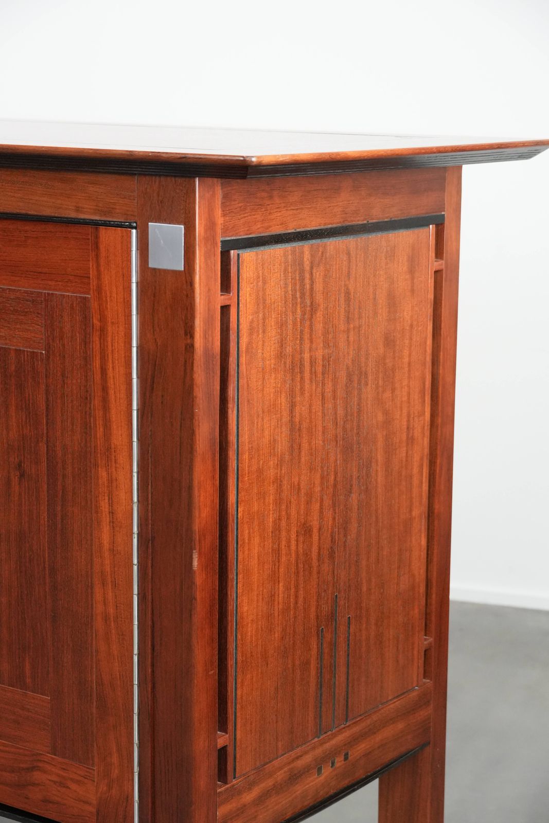 2594.0 Groot Art Deco Dressoir Van Schuitema – In Goede Staat photo