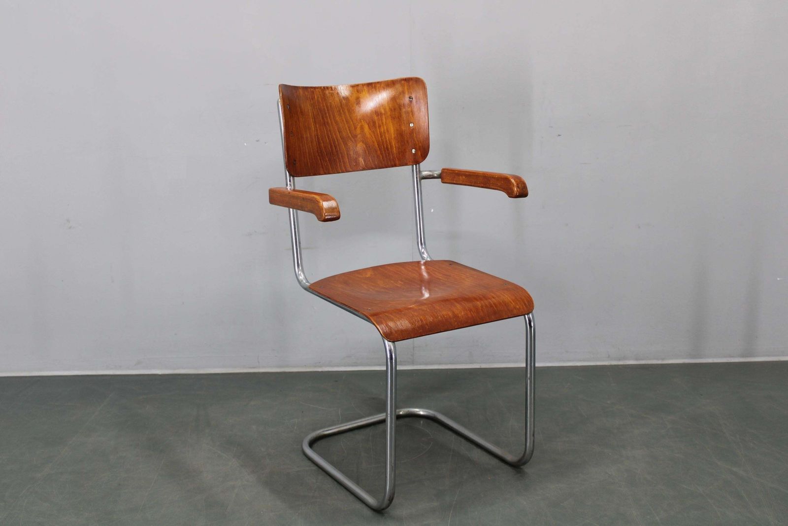 Bauhaus Cantilever Fauteuil In Verchroomd Buisstaal En Beukenhout, Jaren 1930 photo for sale