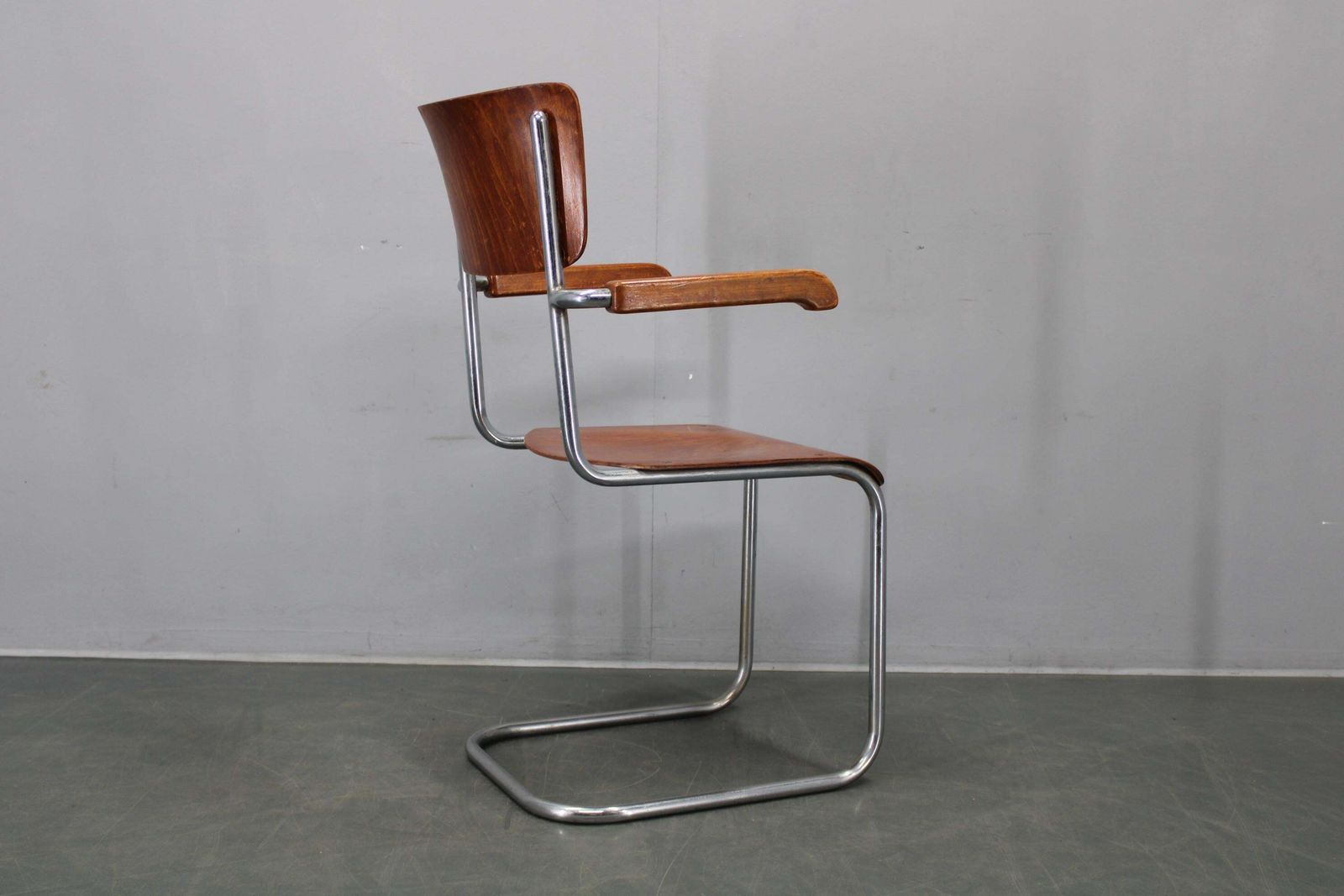 photo for sale Bauhaus Cantilever Armchair In Chrome Tubular Steel And Beech 1930s