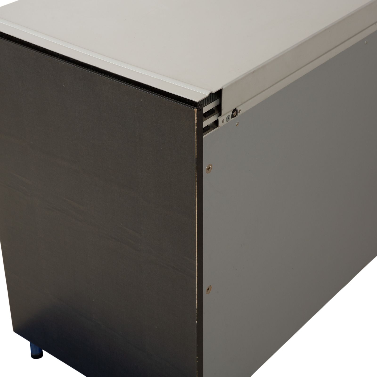 Buffet Team by Wellis en métal, verre gris photo 2570.0