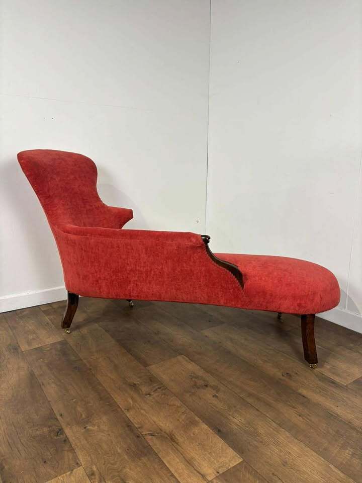 Victorian Mahogany Framed Chaise Longue photo 489.0