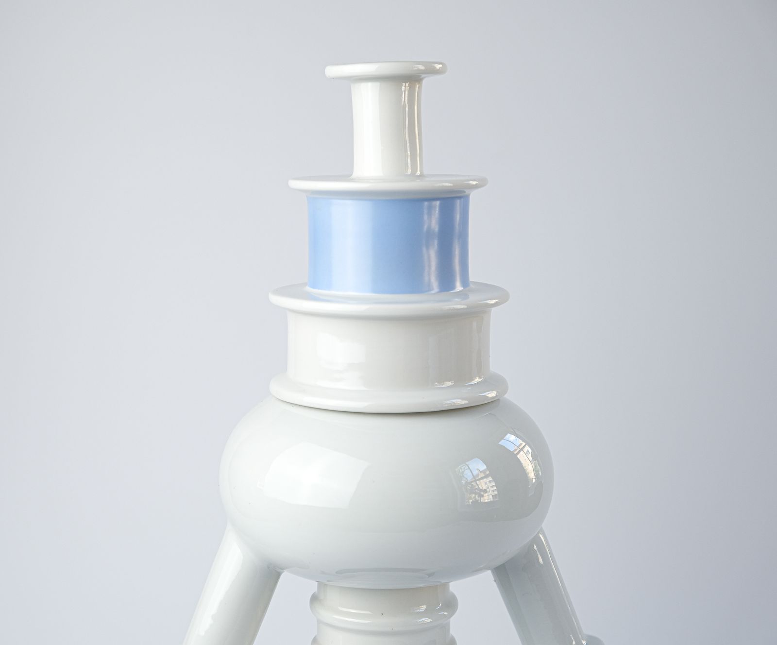 Ettore Sottsass Postmodern "Tigris" Porcelain Vase For Memphis Milano, 1983 photo 1100.0