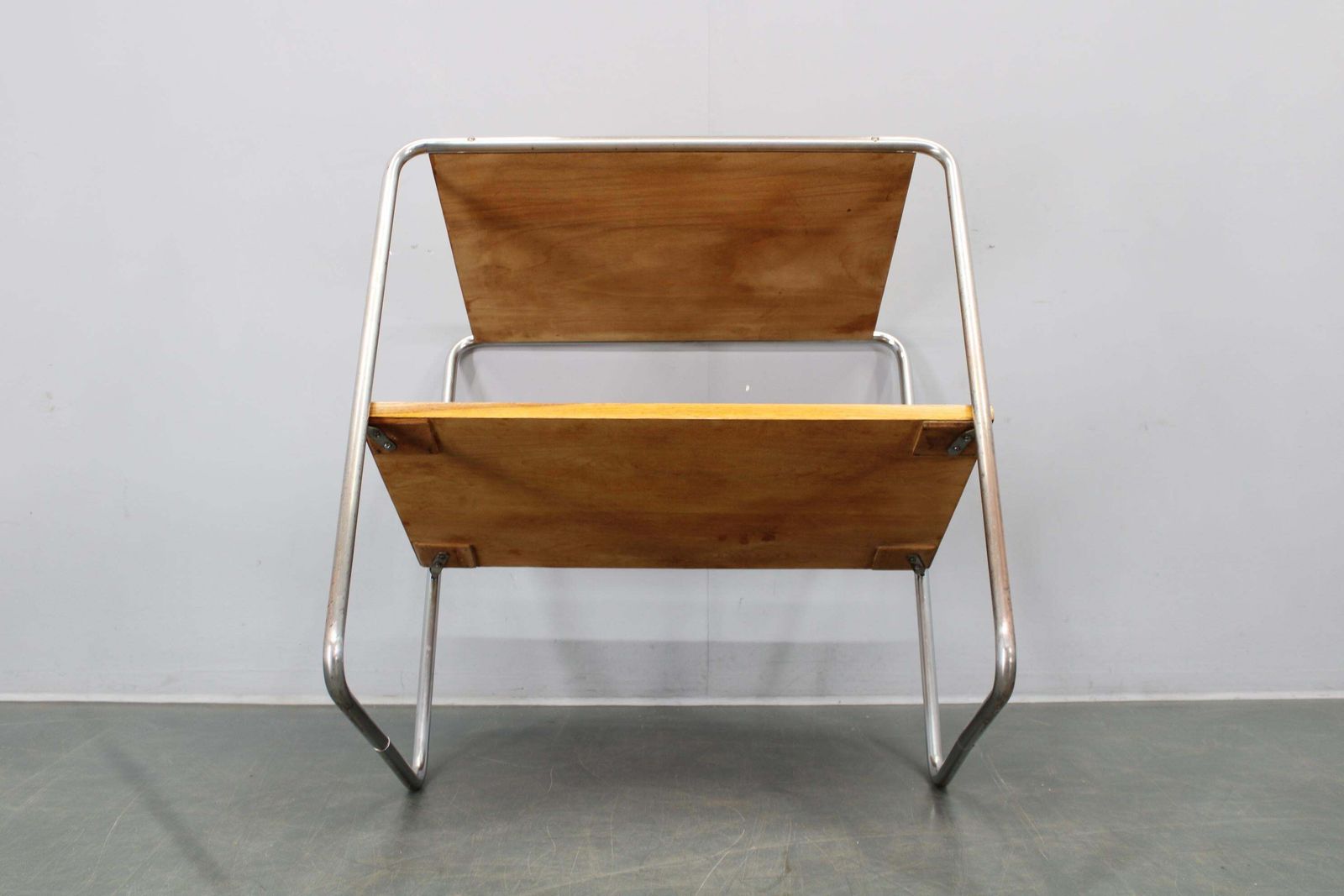 photo buy Bauhaus bijzettafel, toegeschreven aan Marcel Breuer, Tsjecho-Slowakije, jaren 1930