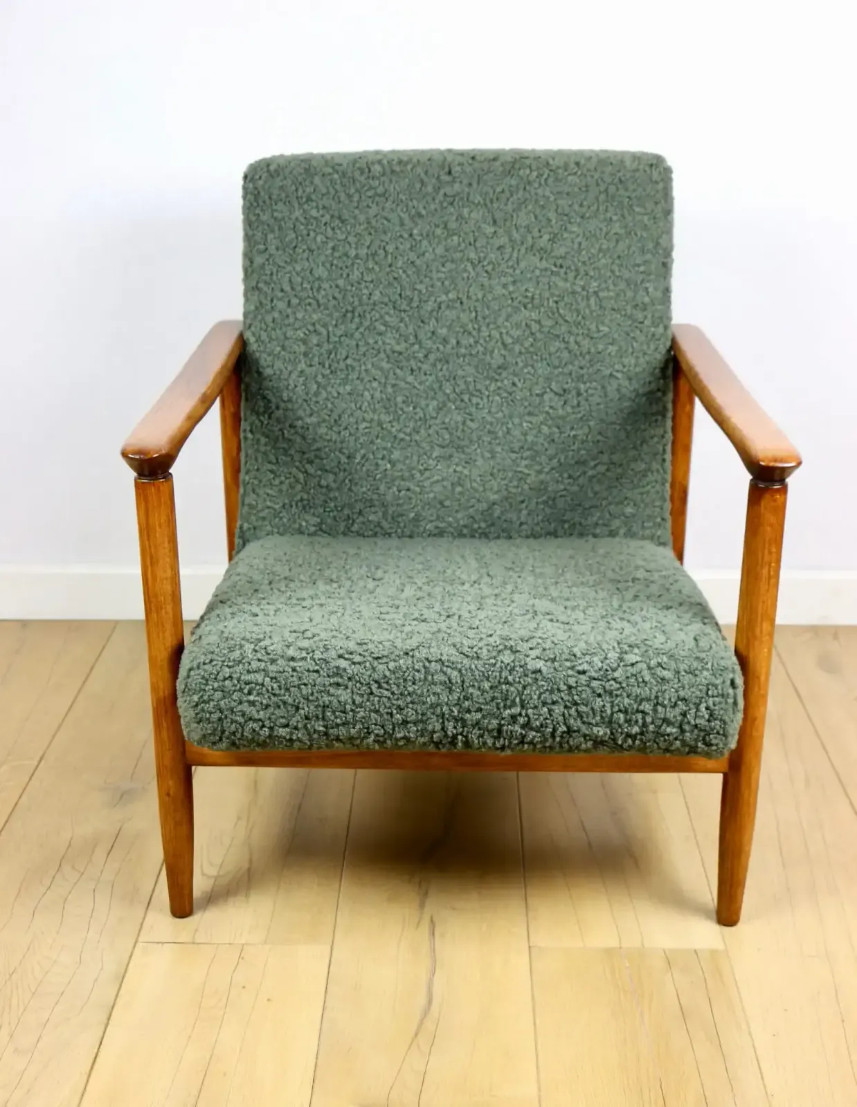 Gfm 142 Armchair, Designed By Edmund Homa From The 1970s, Olive Green, Thick Bouclé photo Furniture