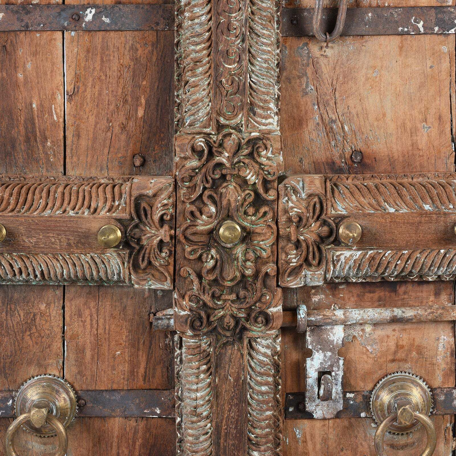 Carved Teak Doors From Kutch   Early 19th Century photo 2035.0