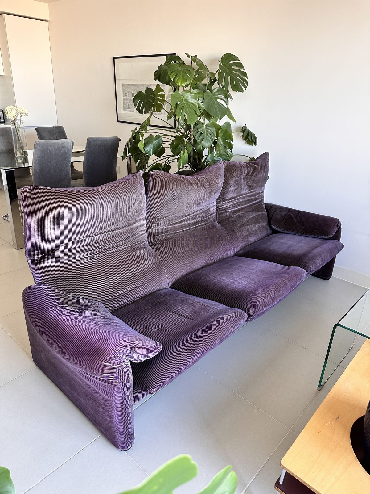 Maralunga Three Seater Sofa By Vico Magistretti For Cassina Purple Velvet photo for sale