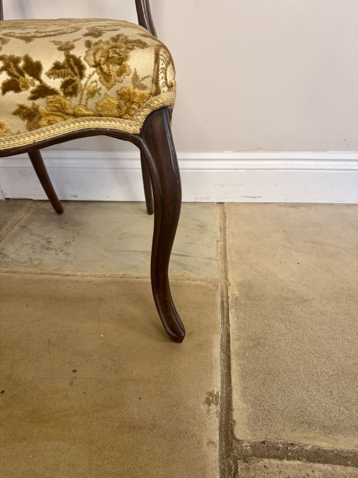 Lovely Set Of Four Victorian Rosewood Dining Chairs photo for sale