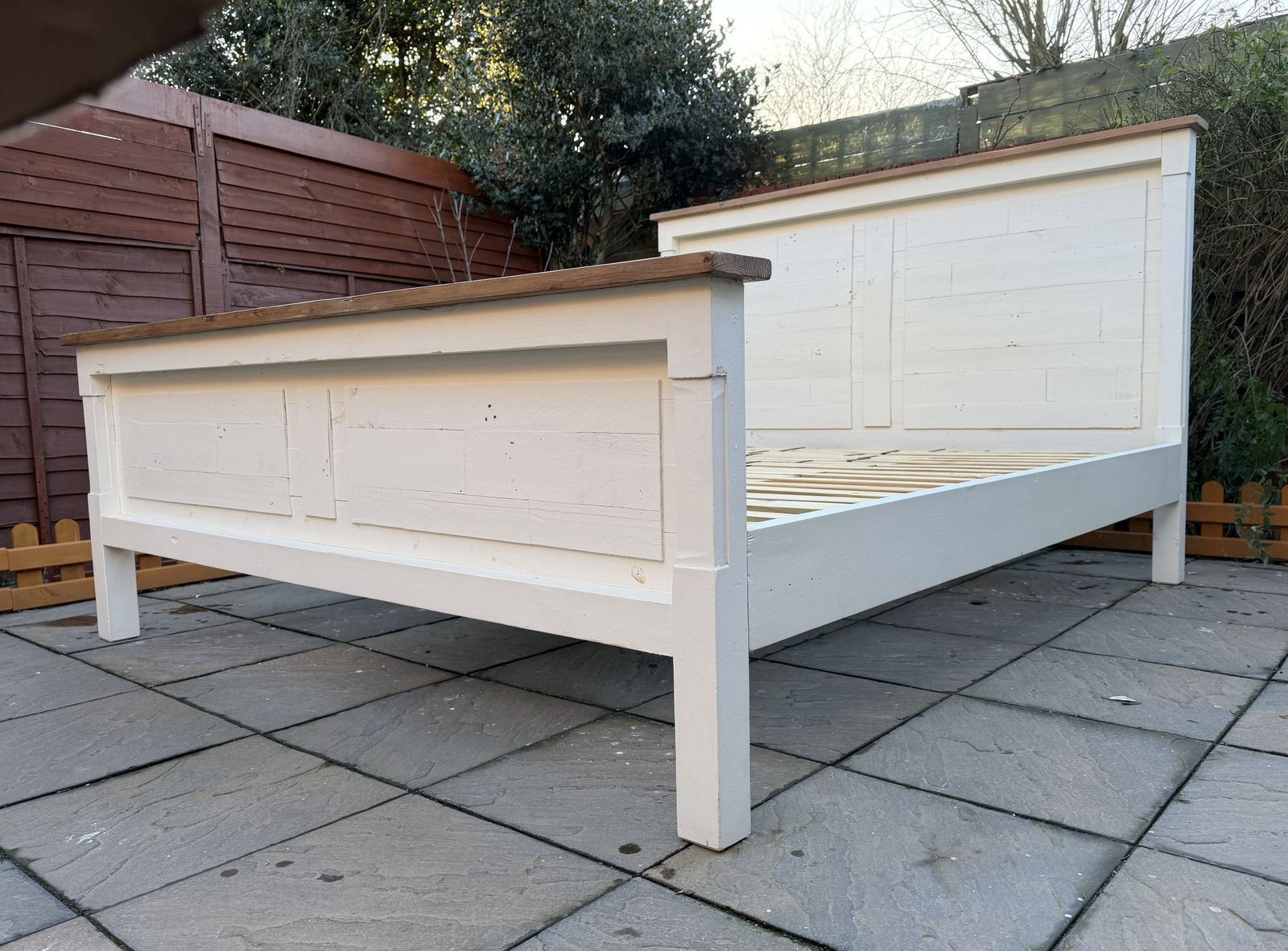 photo furniture Pgt Reclaimed Cintra Driftwood Natural & Limestone Finish Super King Bed Frame   Great Condition