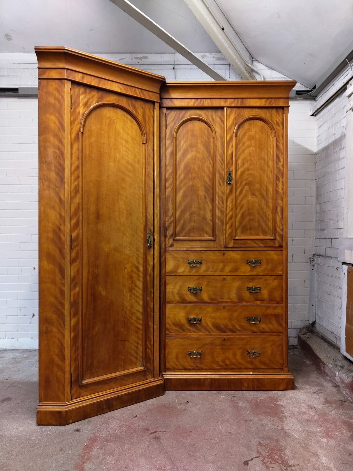 Antique Victorian Satin Birch Corner Wardrobe Armoire Compactum