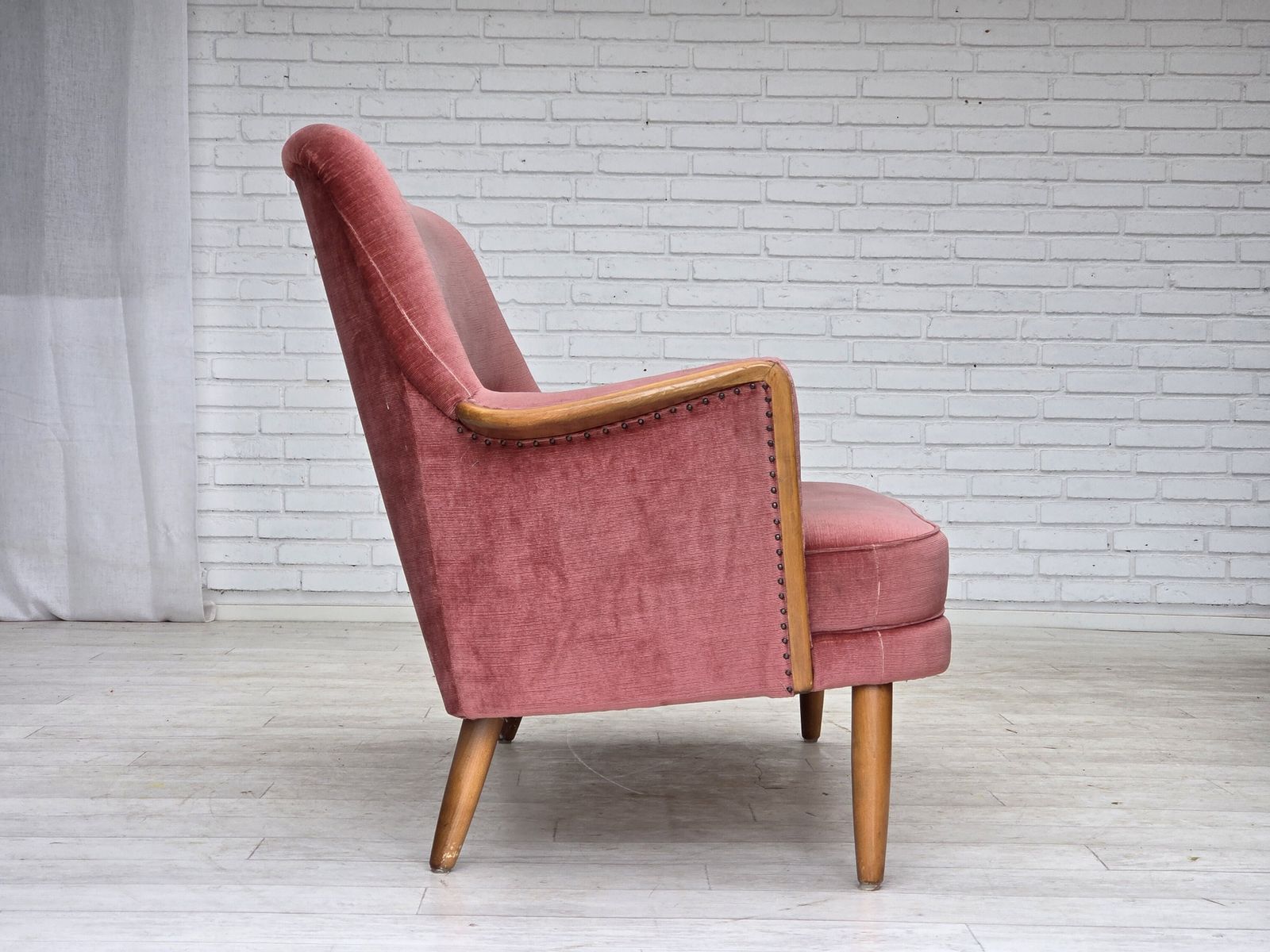 1970s, 2 Seater Swedish Sofa, Pink Furniture Velour, Beech Wood. photo vinterior
