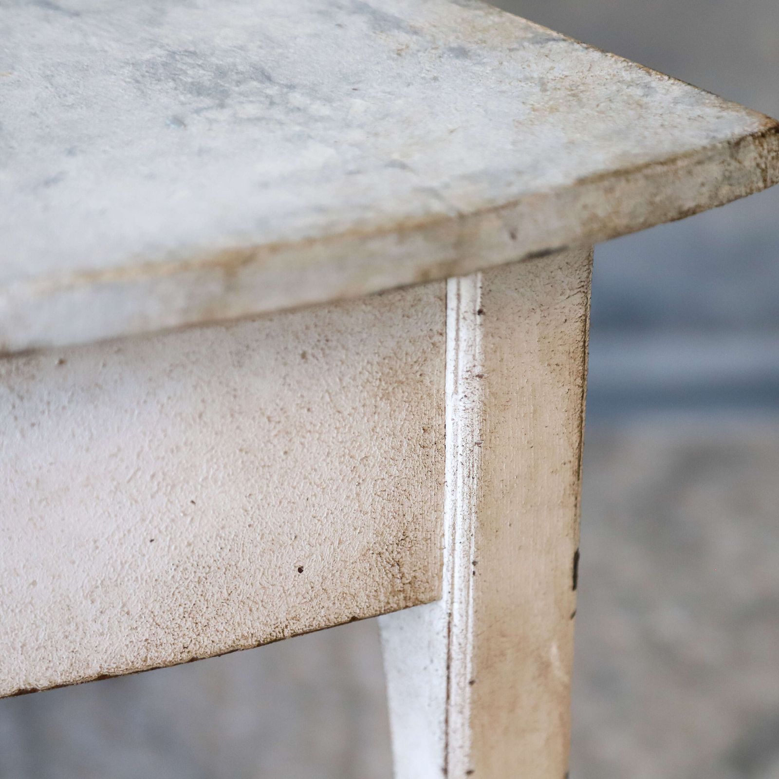 1650.0 ​​​​​​​Pair Of Stylish Antique Georgian Demi Lune Console Tables With Marlborough Legs photo
