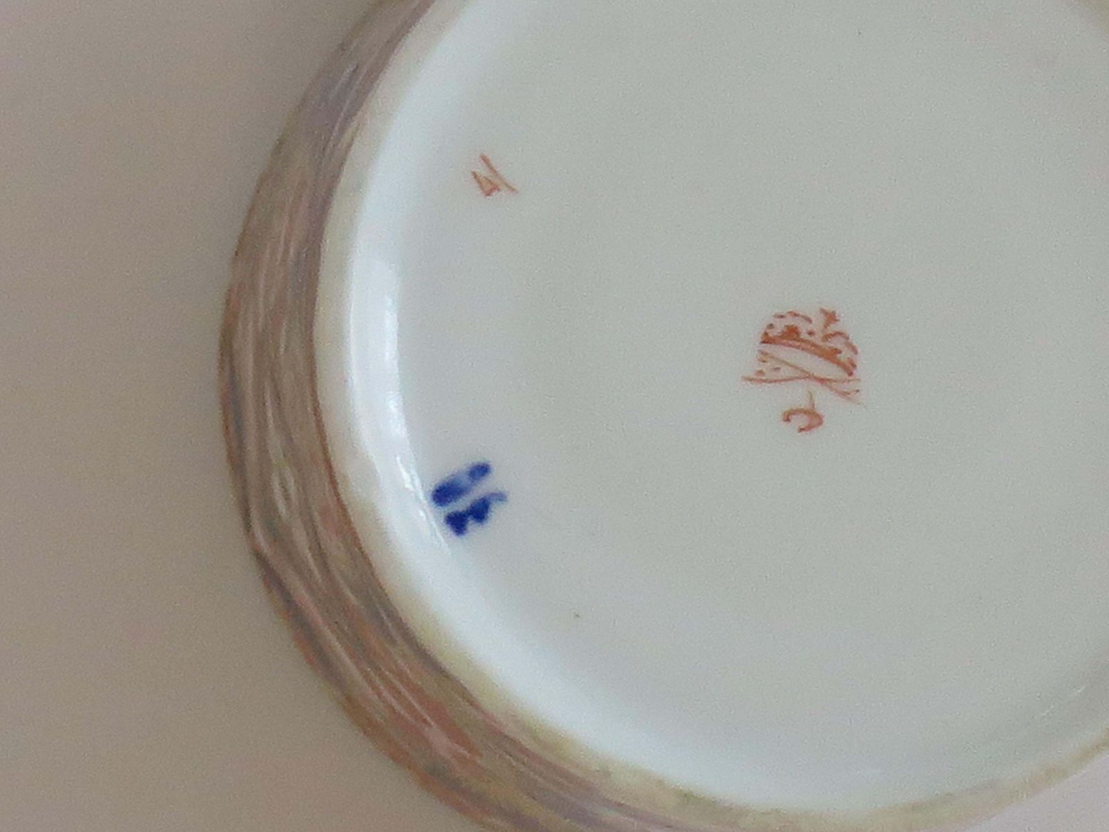 photo vintage Georgian Derby Porcelain Coffee Can Rare Ear Handle Acanthus Imari Ptn, Ca 1810