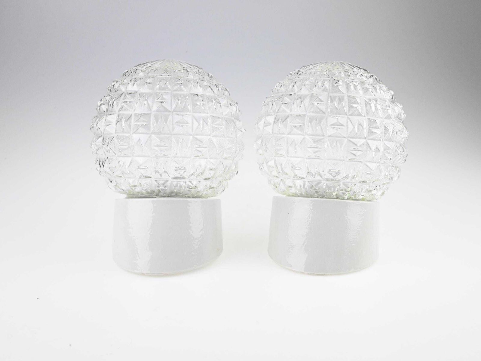 Pair Of Bauhaus Wall Lamps, Pair Of Wall Lamps, Wall Lamp, Wall Light, Mid Century Lamp, Retro Lights, Mid Century Lighting, Old Lamps photo vinterior