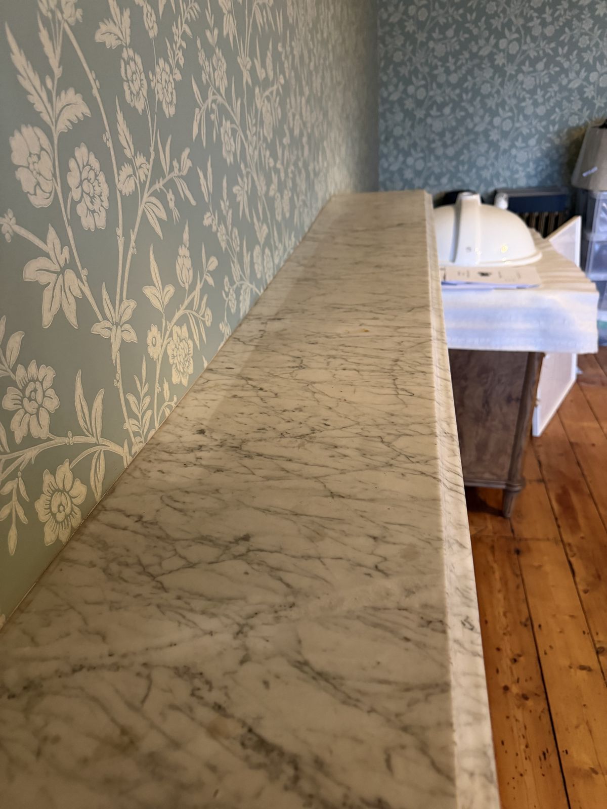 Large Carrara Marble Fireplace And Grate/Insert photo vinterior
