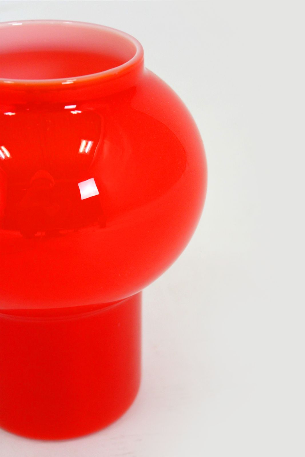 380.0 Vintage Red Glass Table Lamps Attributed To štěpán Tabery, Czechoslovakia, 1970s, Set Of 2 photo