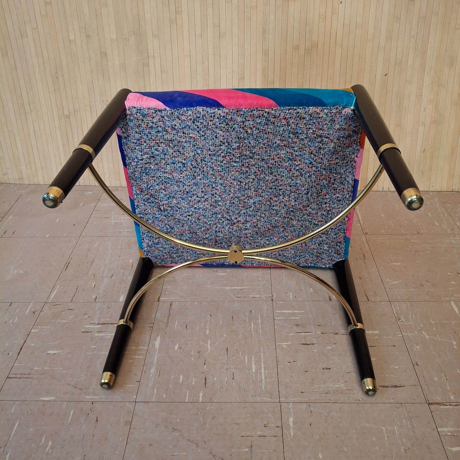 photo vintage Fab Vintage Retro Upholstered Sherbet Multi Stripe Velvet Dressing Table Stool