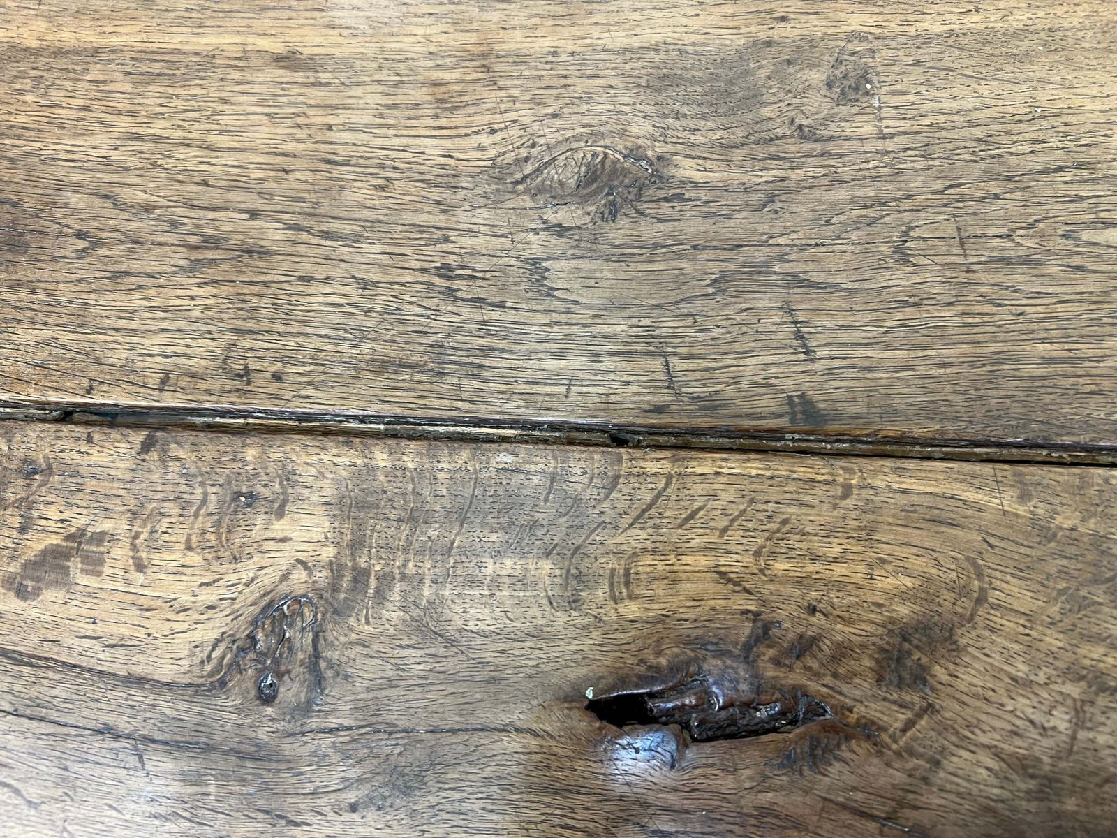 104.5cm Rustic Oak 1930's Bistro Table photo vinterior