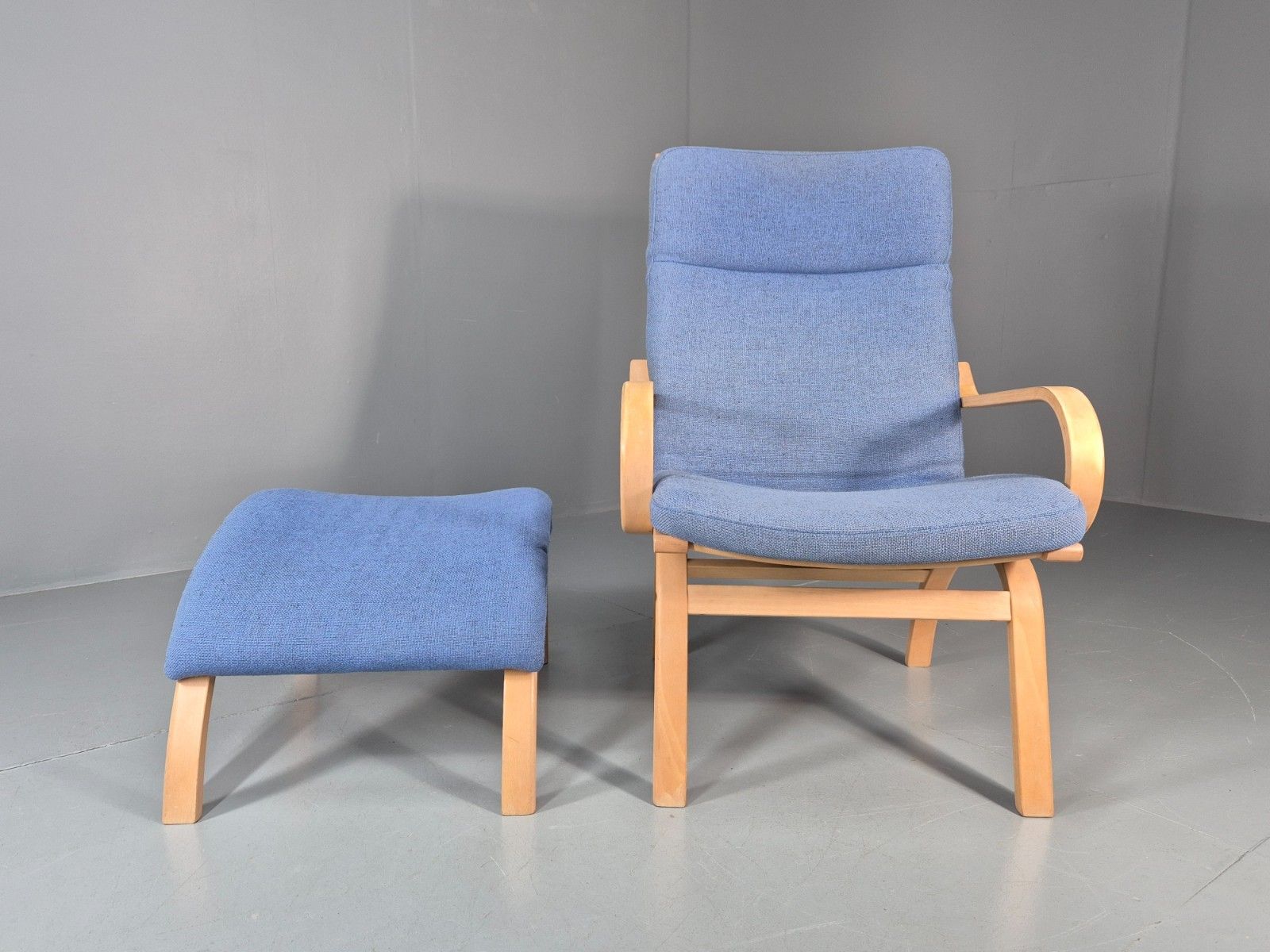 Retro Bentwood Lounge Chair And Footstool Vintage Danish 1980s Mcm  Eb11382 Mben photo for sale