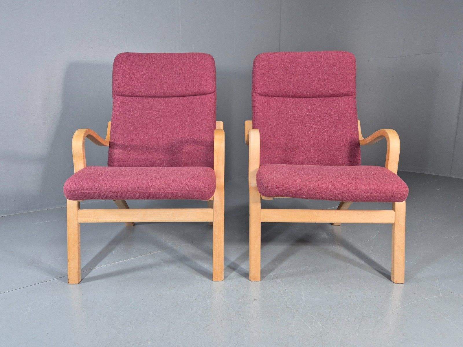 2 Stouby Bentwood Lounge Chairs Mauve Wool 1980s Retro Mcm Eb11349 Mben photo 550.0