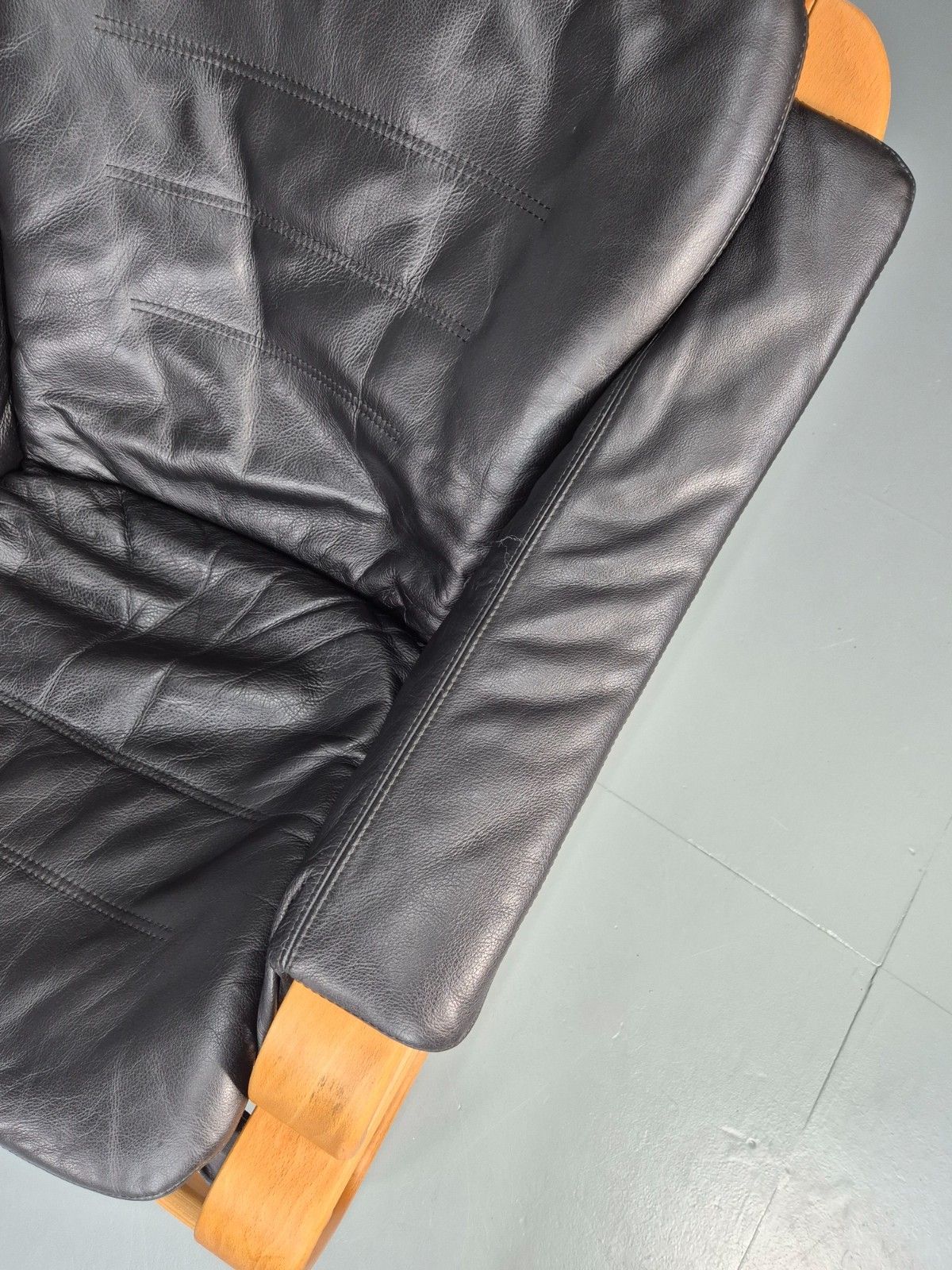 Skippers Apollo Leather Lounge Chair Bentwood Frame 1980s Retro Mcm Eb11290 Mben photo Furniture