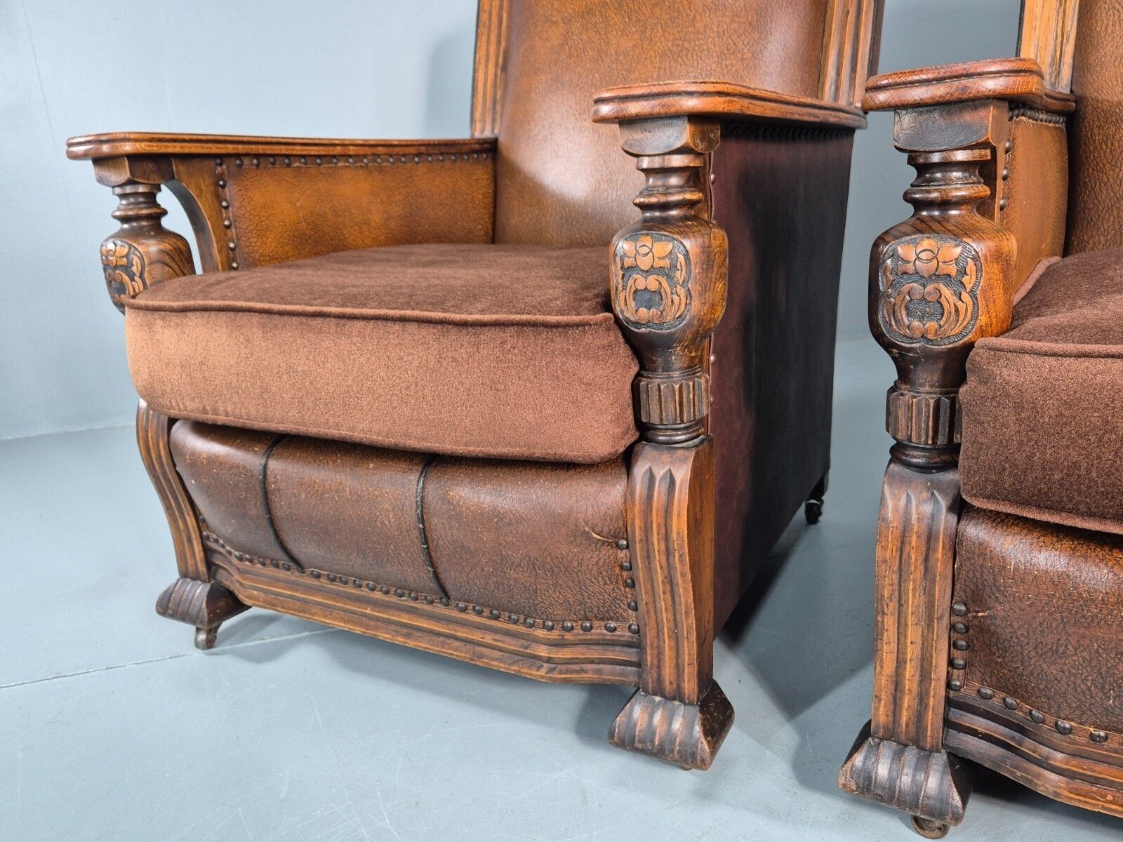 2 Edwardian Lounge Chairs Baroque Oak Frame Rexine And Velour Eb11264 Vlea photo 450.0