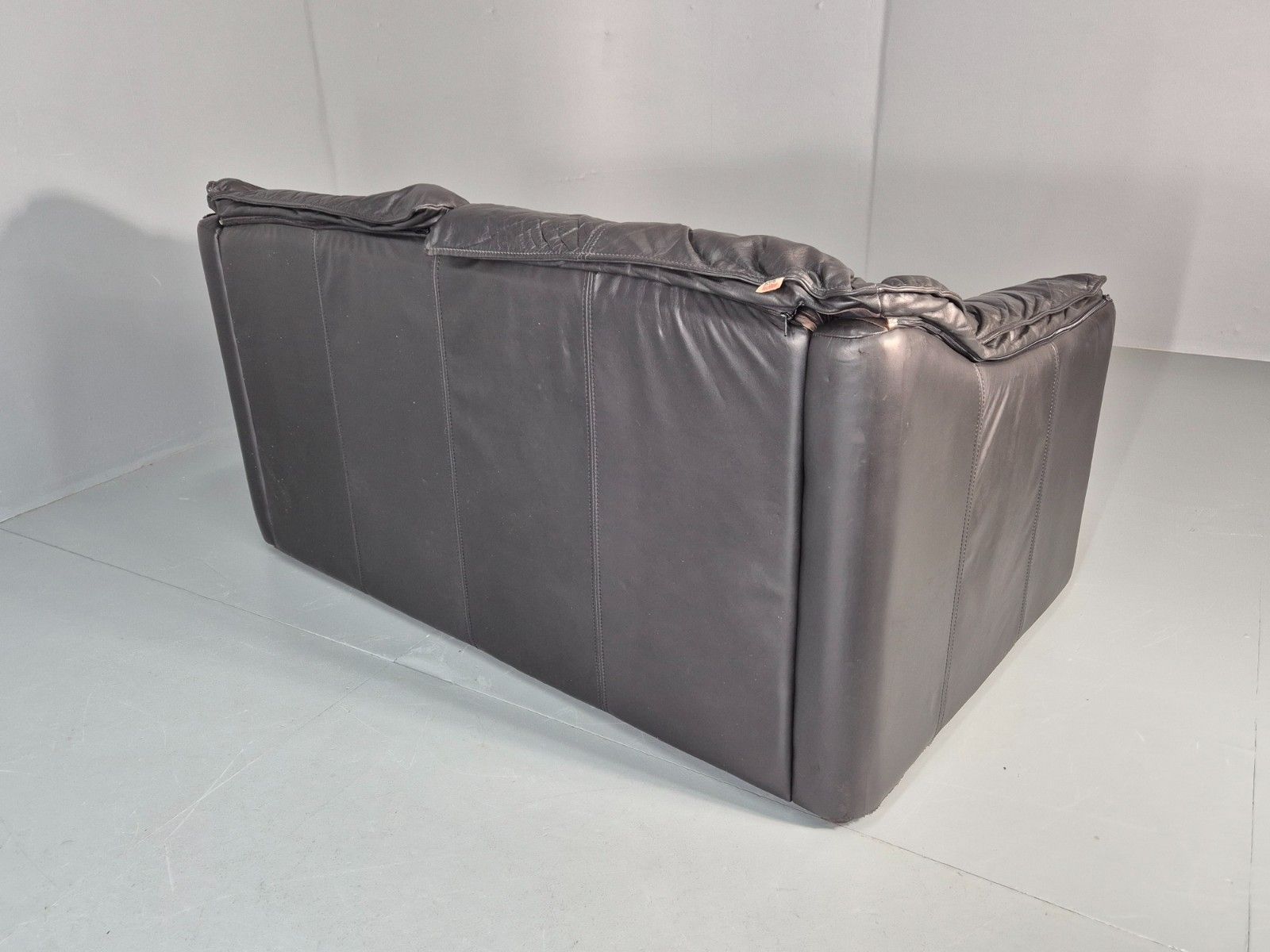 Furniture Vintage Thams Two Seater Sofa Black Leather 1980s Retro  Eb11254 M2ss photo