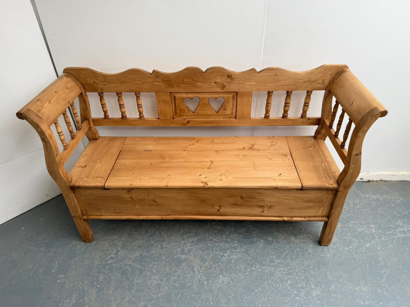 A Superbly Waxed Antique Pine Heart 2/3 Seater Bench photo vintage