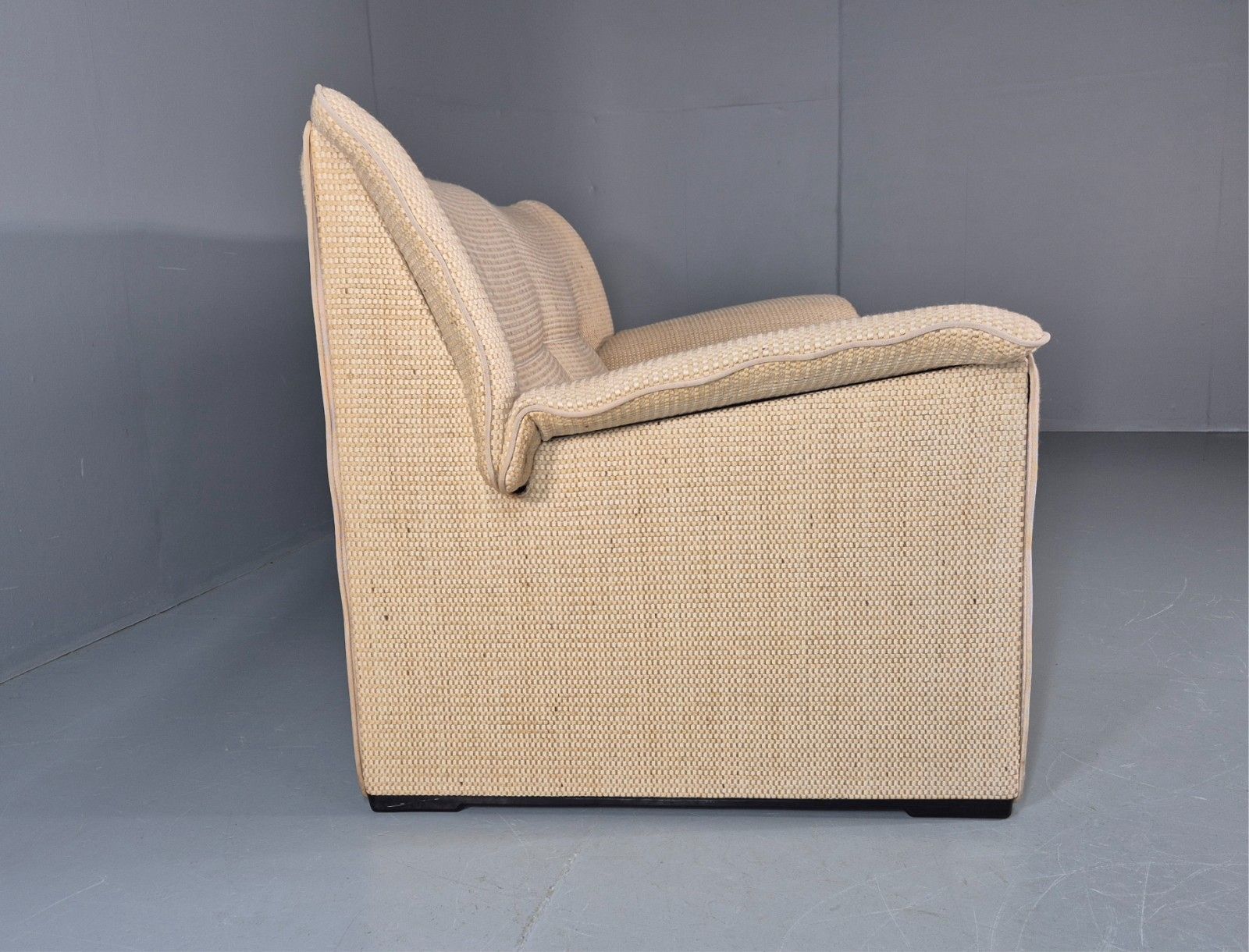 1300.0 Afra And Tobia Scarpa For B And B Italia Two Seater  Lauriana 80s Eb11007 M2ss photo