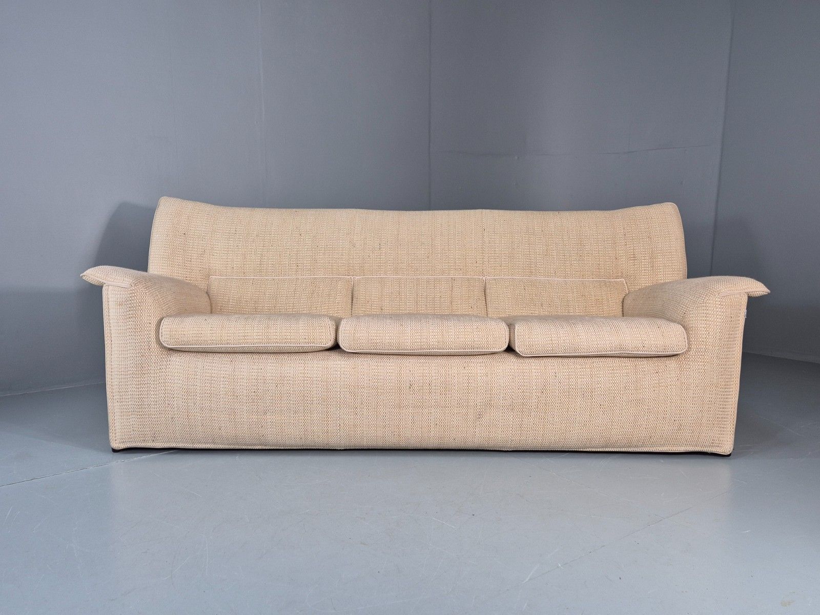 Afra And Tobia Scarpa For B And B Italia Three Seater Lauriana 80s Eb11005 V3ss photo vinterior