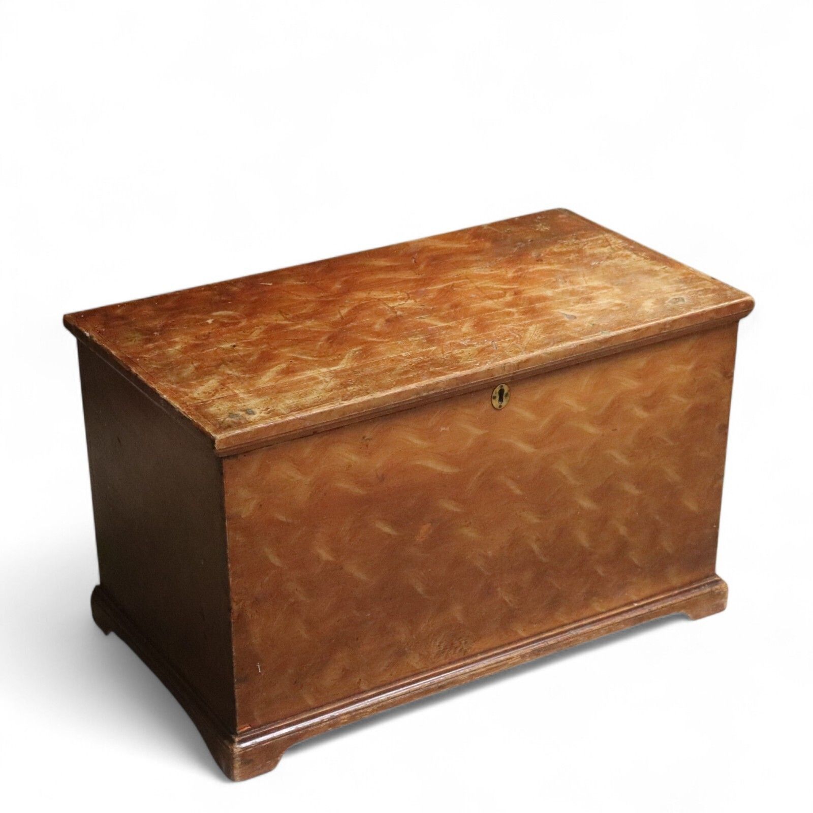 325.0 Antique Scumbled Pine Blanket Box Early 20th Century Grain Painted Chest photo