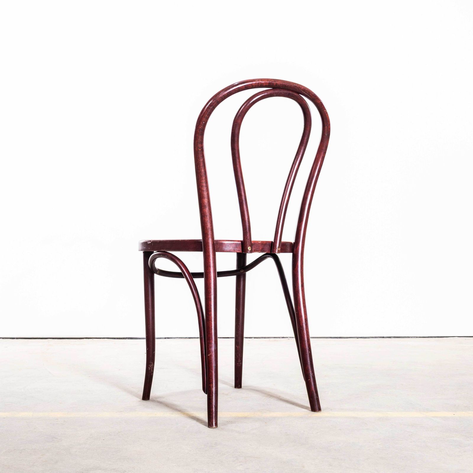 1980's Classic Dark Mahogany Hoop Back Bentwood Dining Chairs   Set Of Six photo for sale