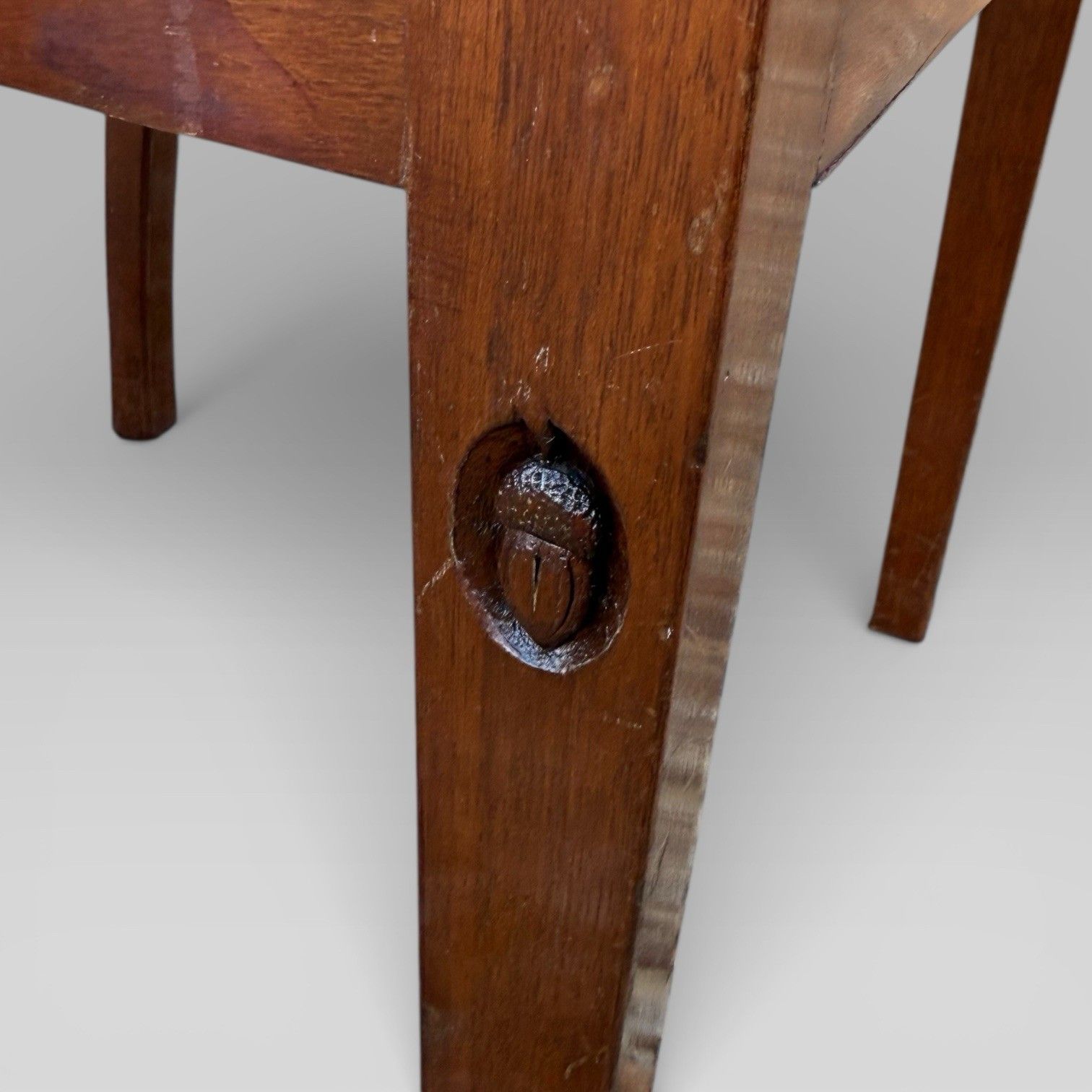Vintage Set Of 5 Mahogany Carver Dining Chairs Alan Grainger “Acornman” 1960s photo for sale