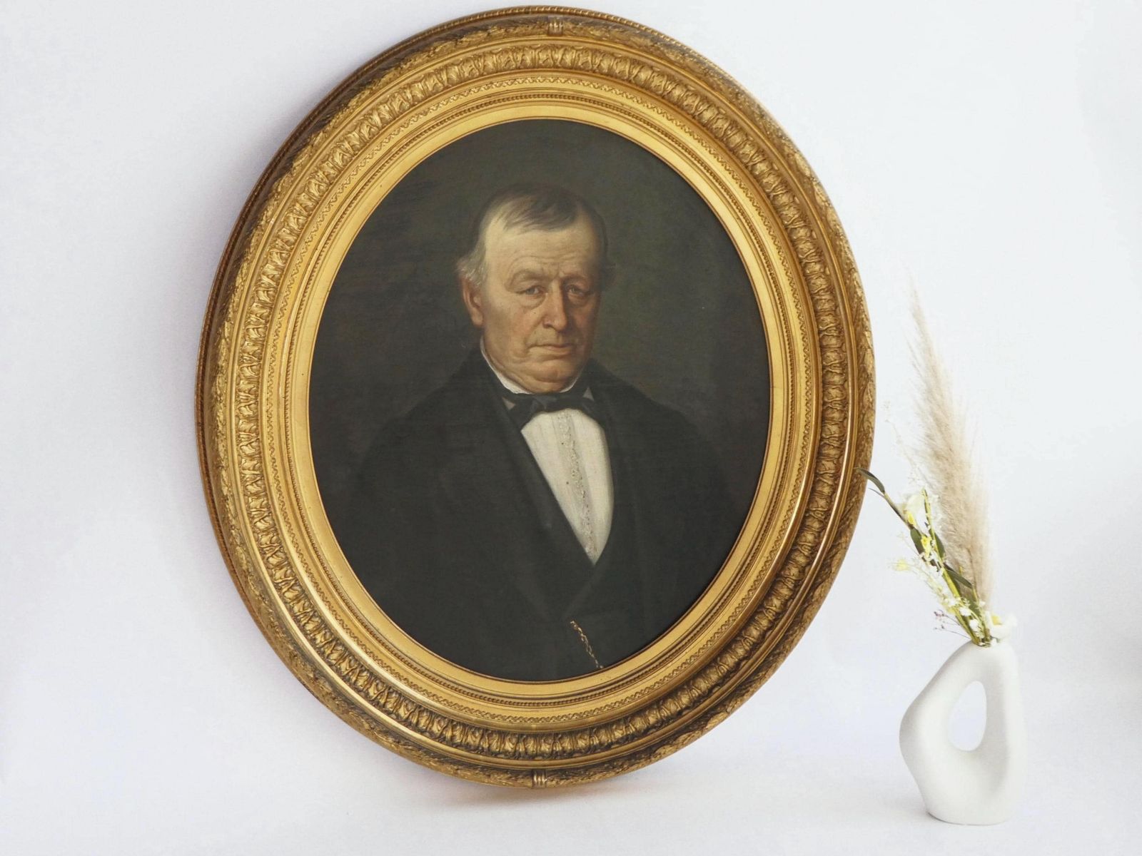 Large 19th Century Male Portrait Oil On Canvas, Elegant Painting With Golden Frame