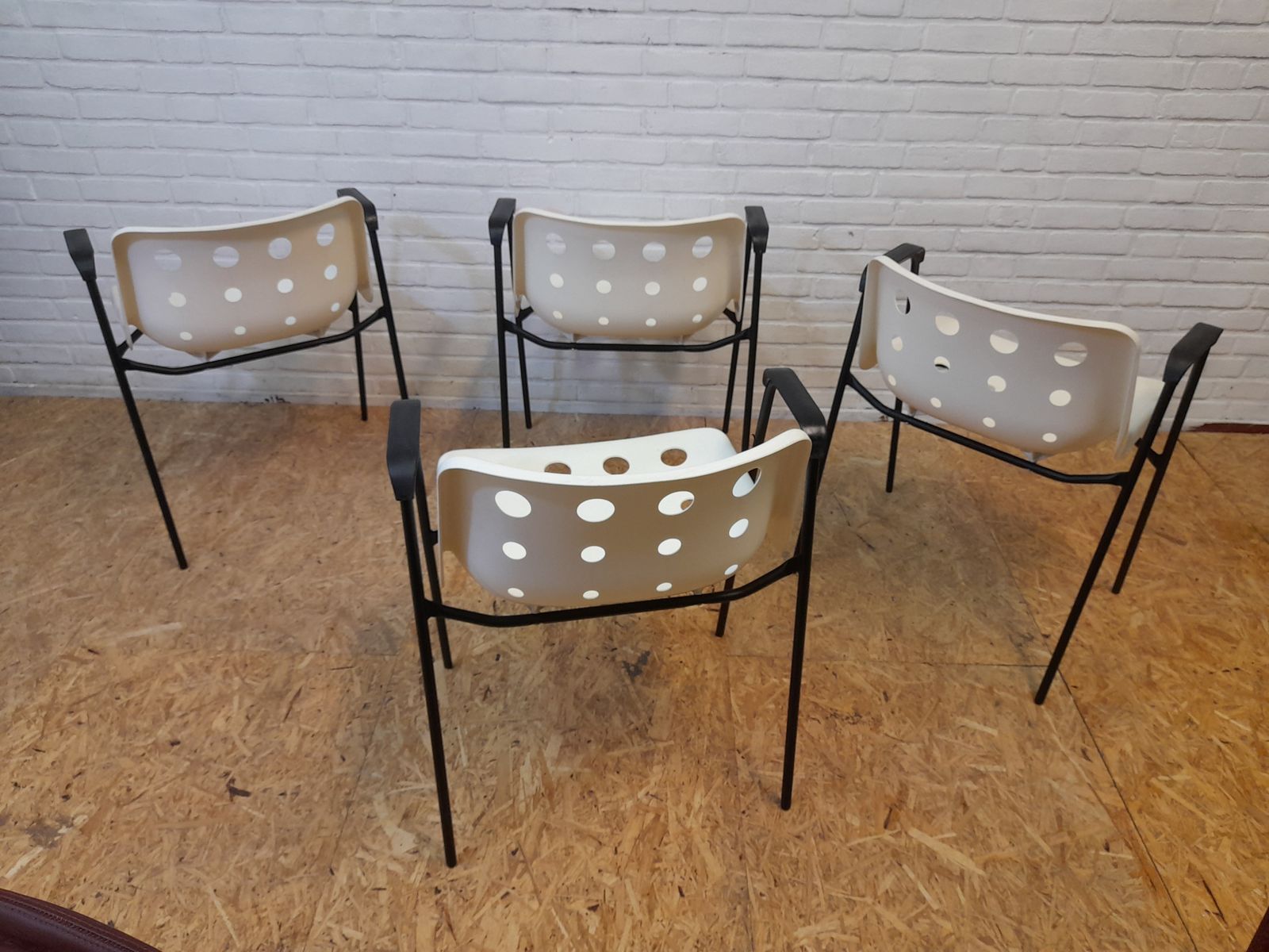 Furniture Polo Chair Robin Day, For Hille photo