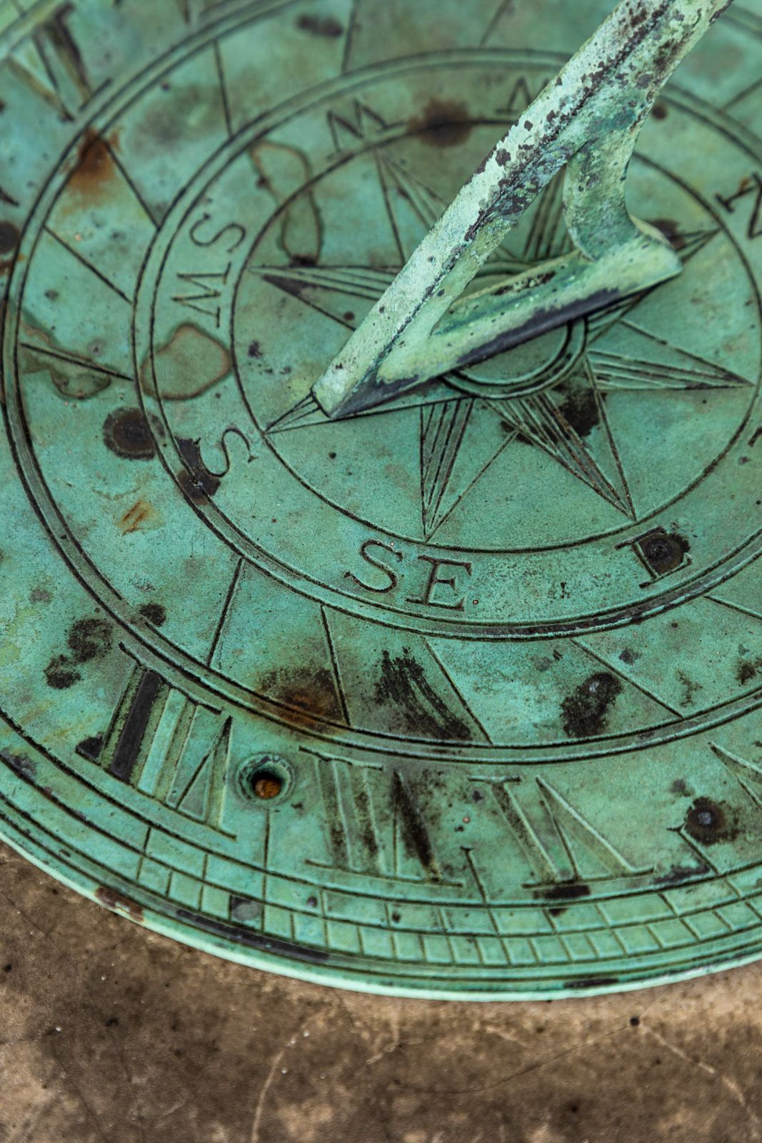 English Arts And Crafts Sundial photo vinterior