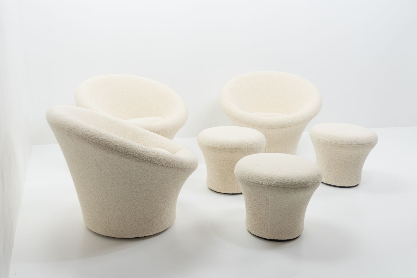 Pierre Paulin For Artifort Mushroom Lounge Chair And Ottoman photo buy