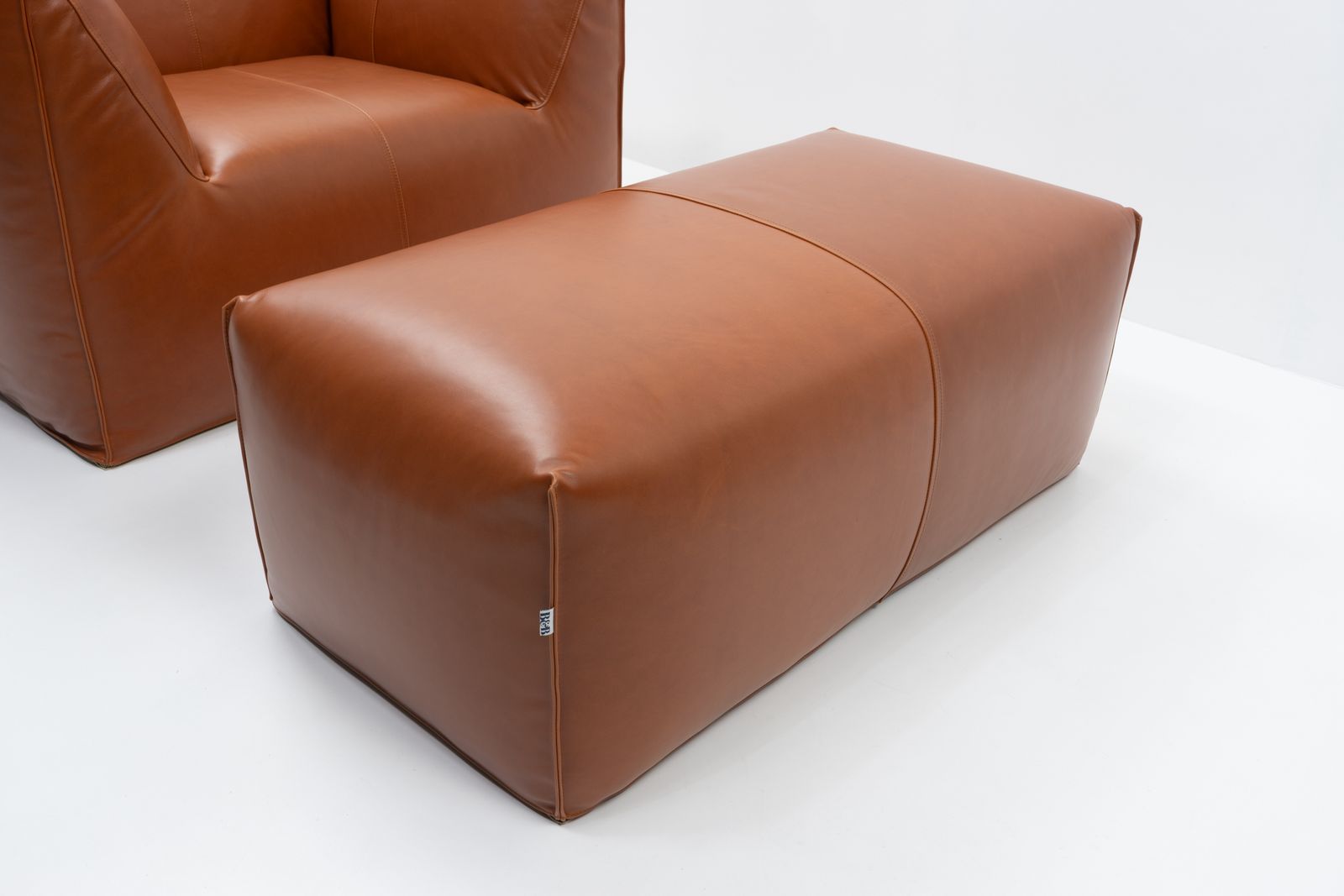 photo furniture Mario Bellini, Le Bambole Lounge Chair & Ottoman For B&B Italia