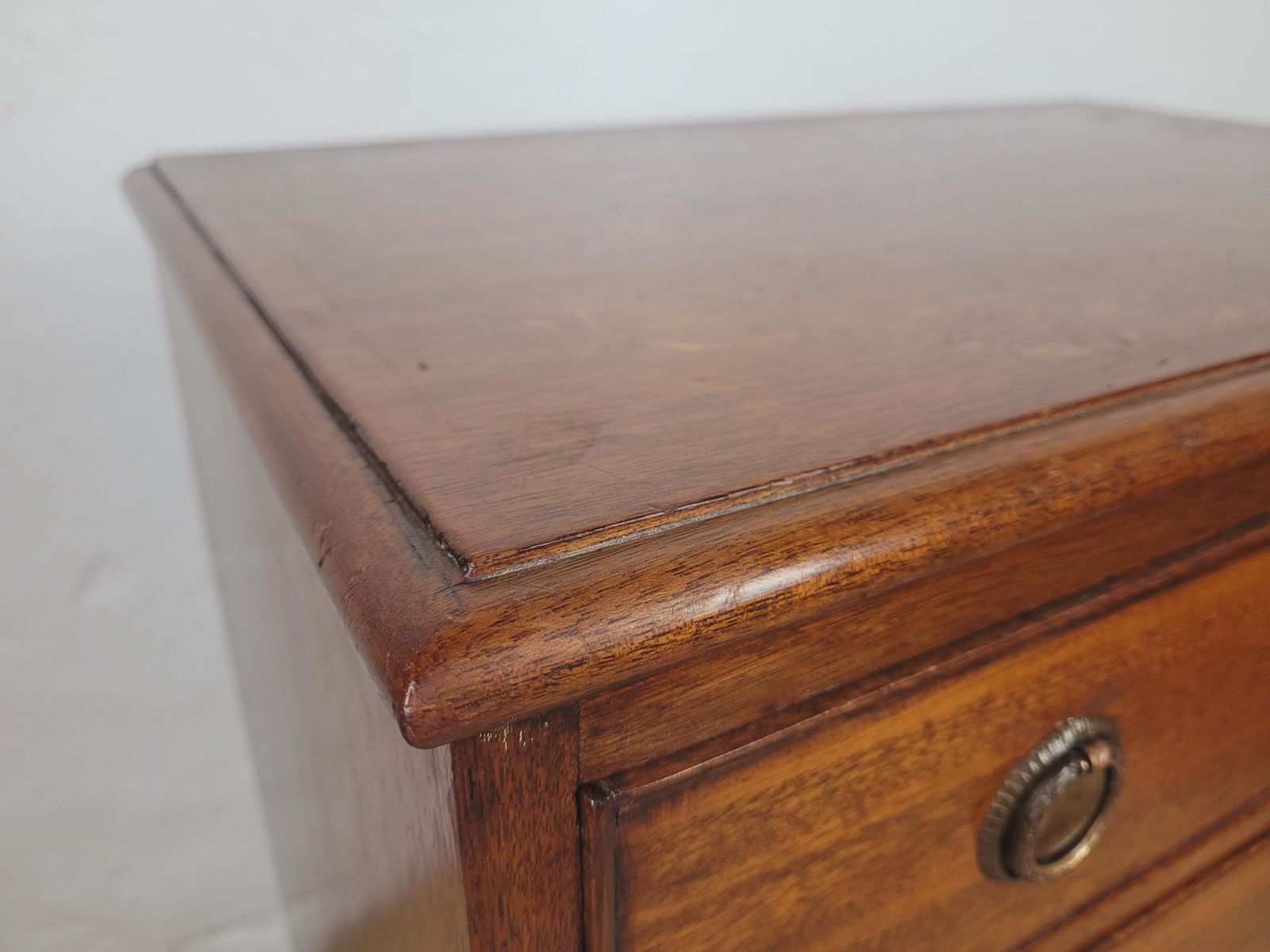 Vintage Chest Of Drawers Bedroom Mahogany 20th Century English Postage Available photo 385.0