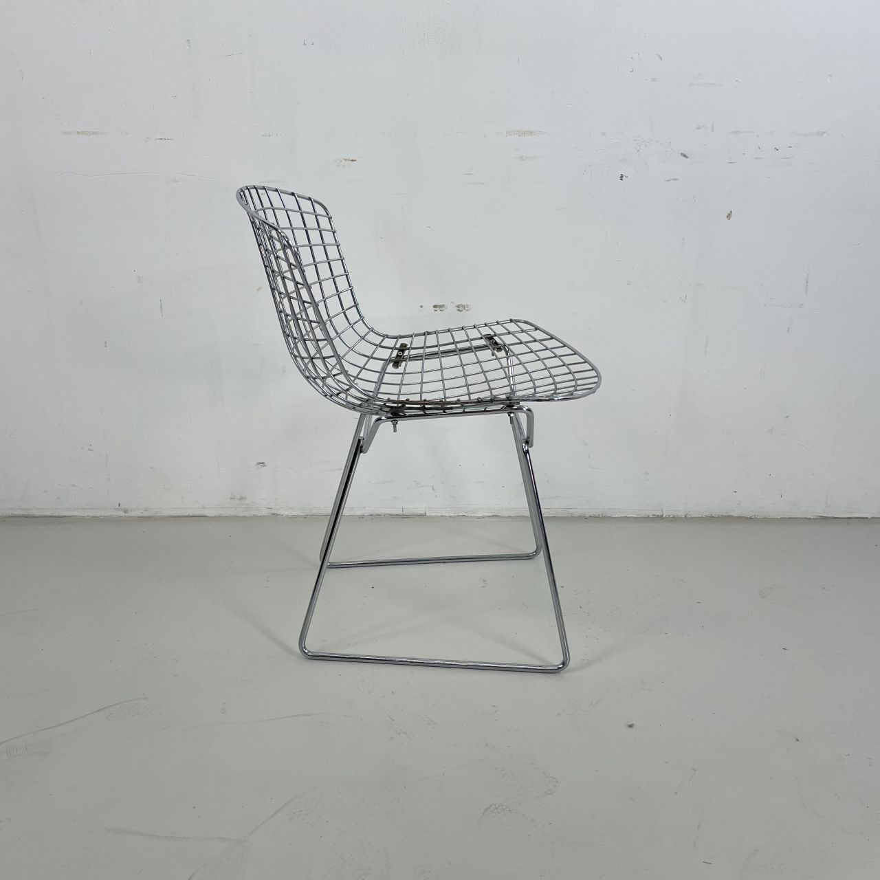 Bertoia Side Chair In Chrome, 1950s photo vintage