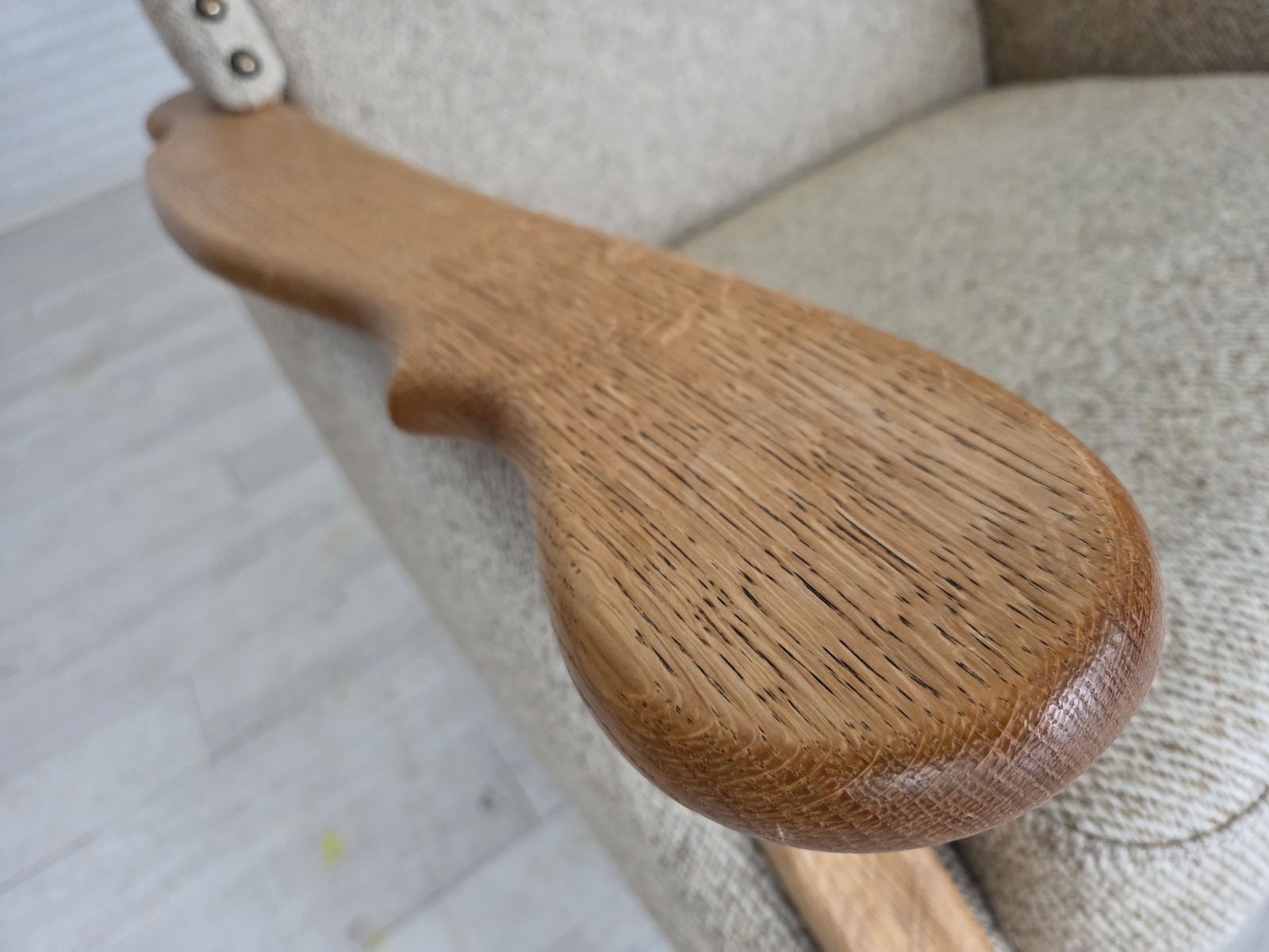 photo vinterior 1970s, Danish Highback Armchair, Furniture Wool, Solid Oak Wood.