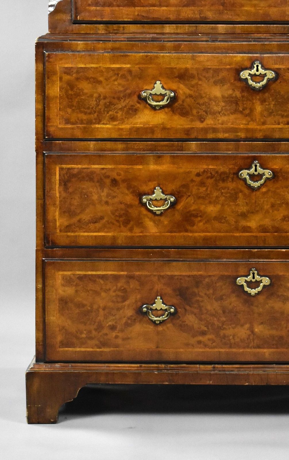 George II Burr Walnut Chest On Chest photo vinterior
