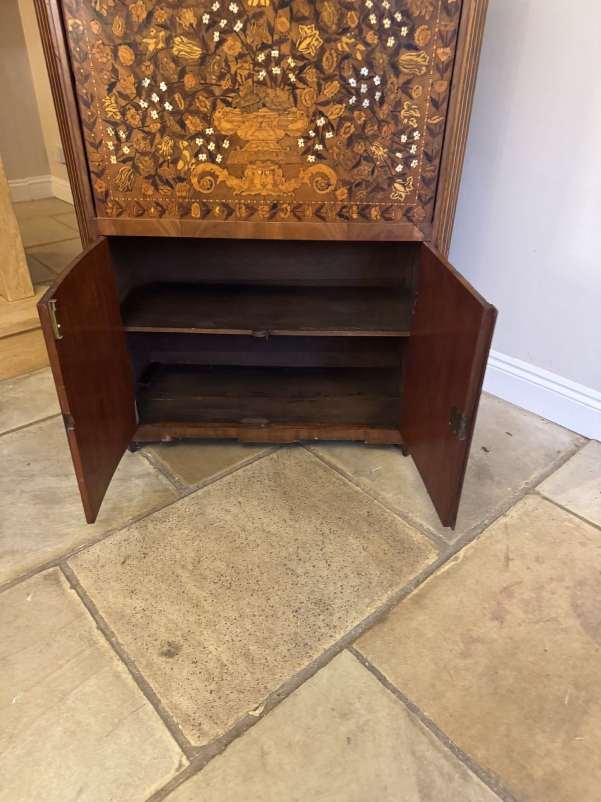4685.0 Outstanding Quality Antique 18th Century Dutch Floral Marquetry Secretaire photo