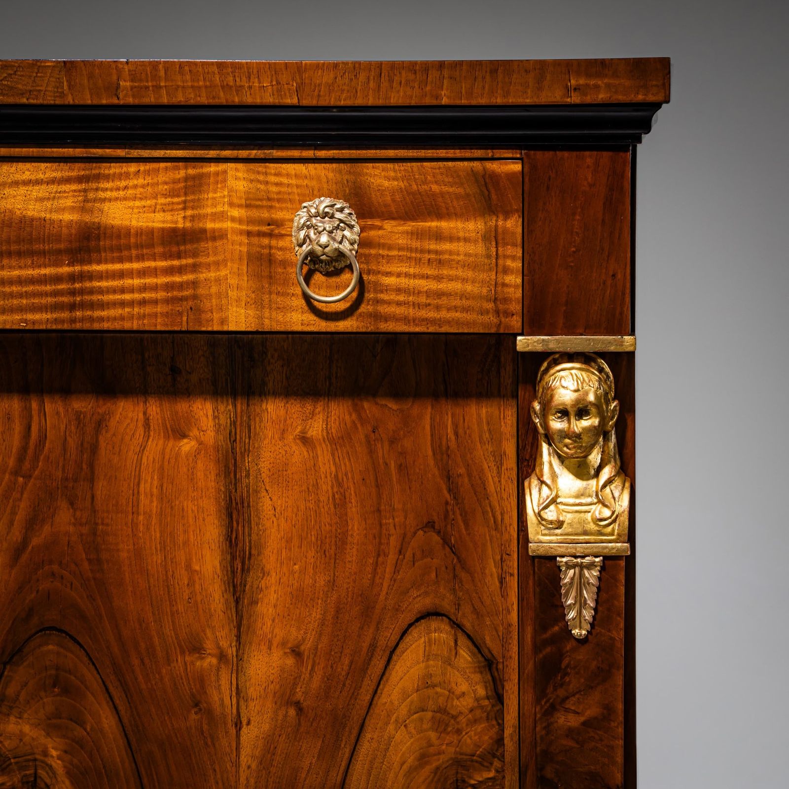 photo for sale Empire Secrétaire Met Caryatiden, Begin 19e Eeuw
