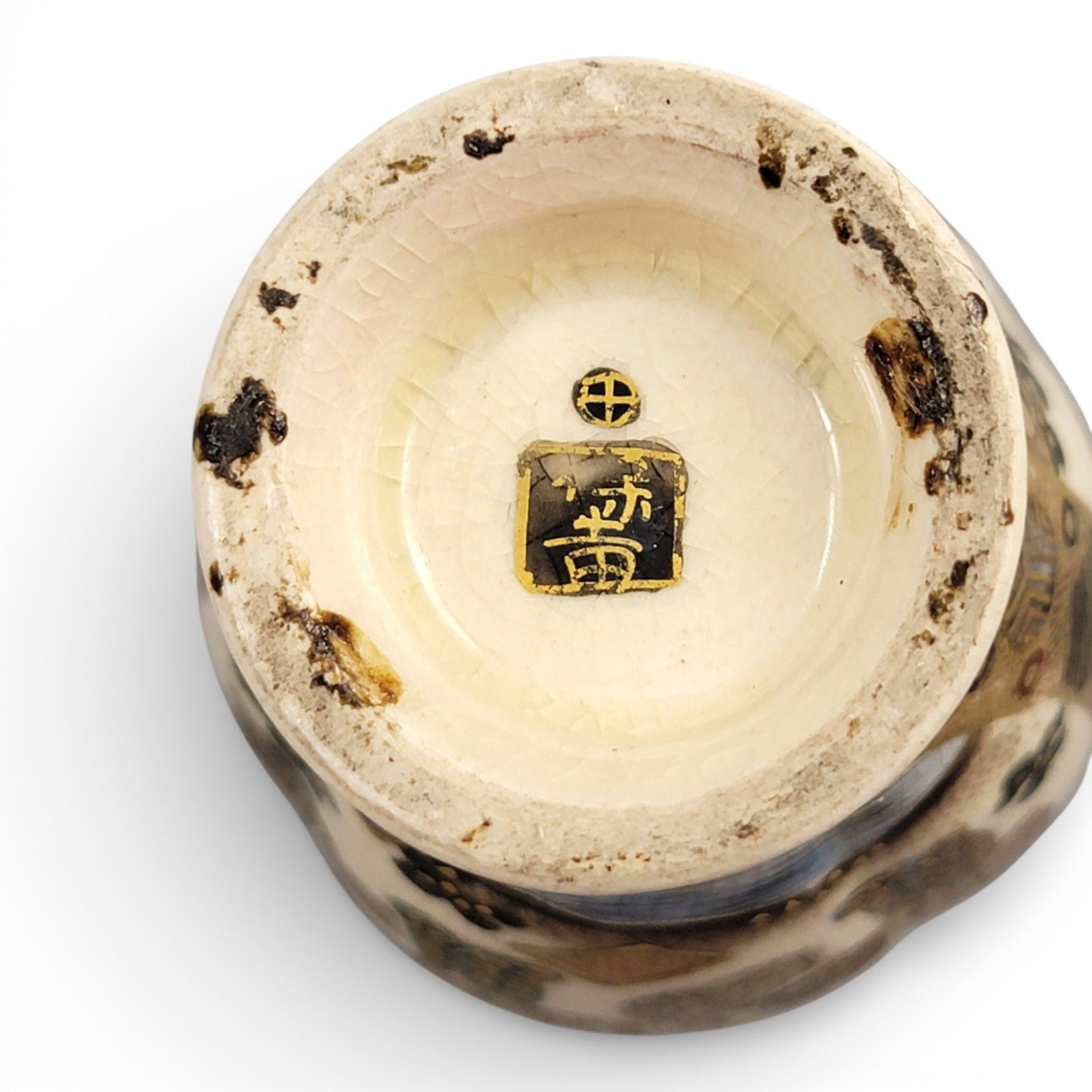 photo furniture Fine Meiji Satsuma Miniature Vase C.1890, Shimazu Mon, Gilt Figural Scene
