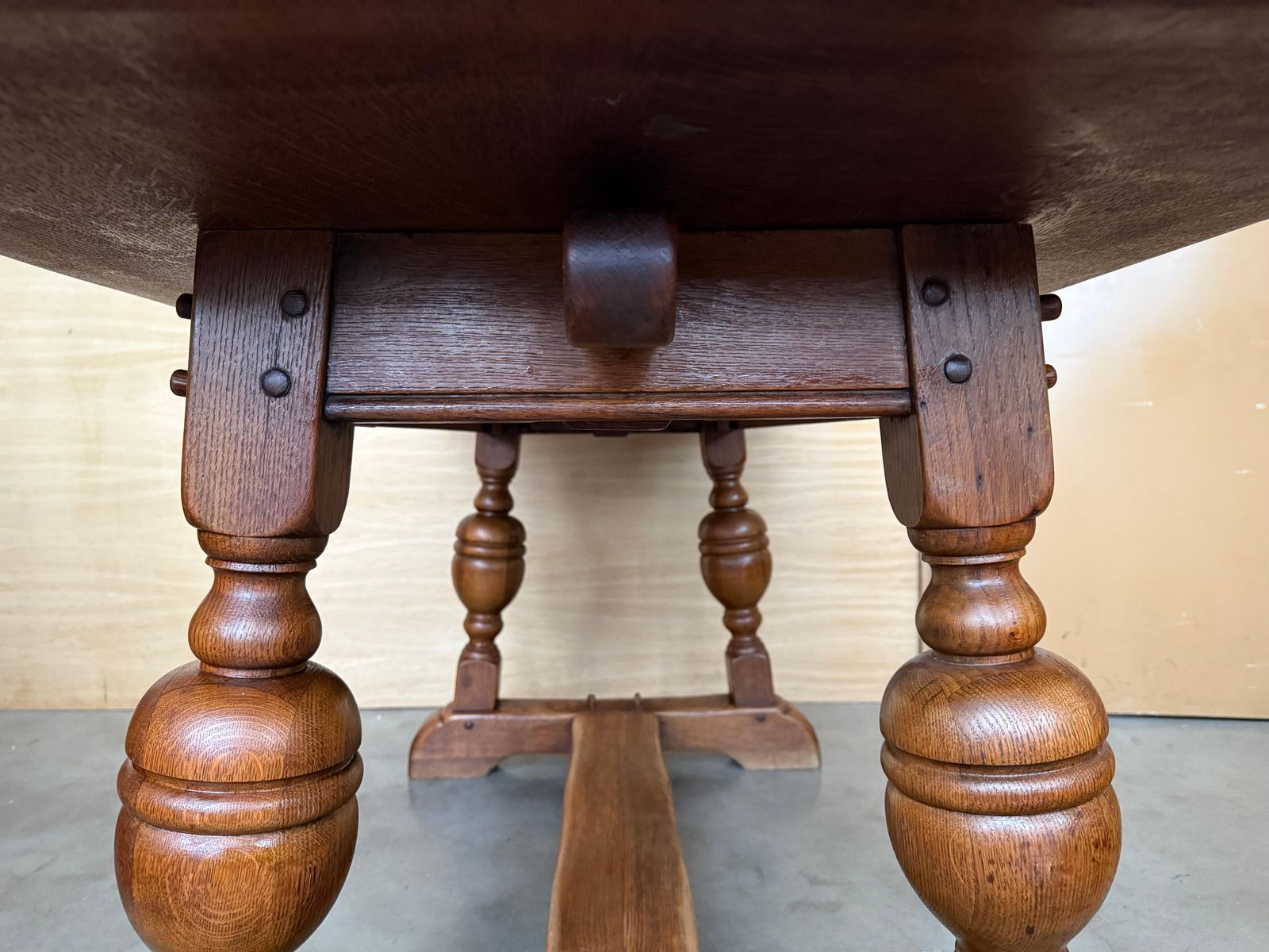 photo vinterior Spanish 20th Century Country Oak Rectangular Center/Dining Table