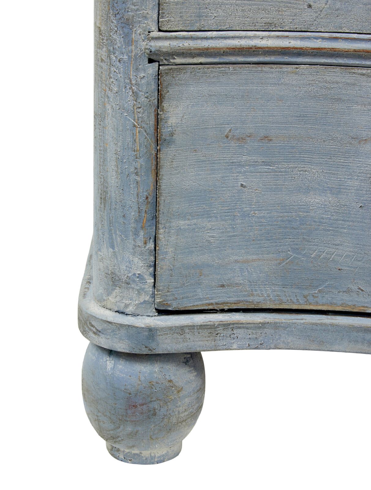 Swedish Pair Of 19th Century Painted Serpentine Shaped Chest Of Drawers photo Furniture