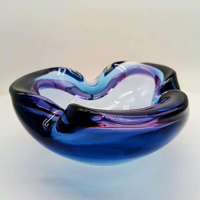 1960s Big Ashtray Or Catch All In Murano Glass By Flavio Poli For Seguso. 16cm. Made In Italy. photo for sale