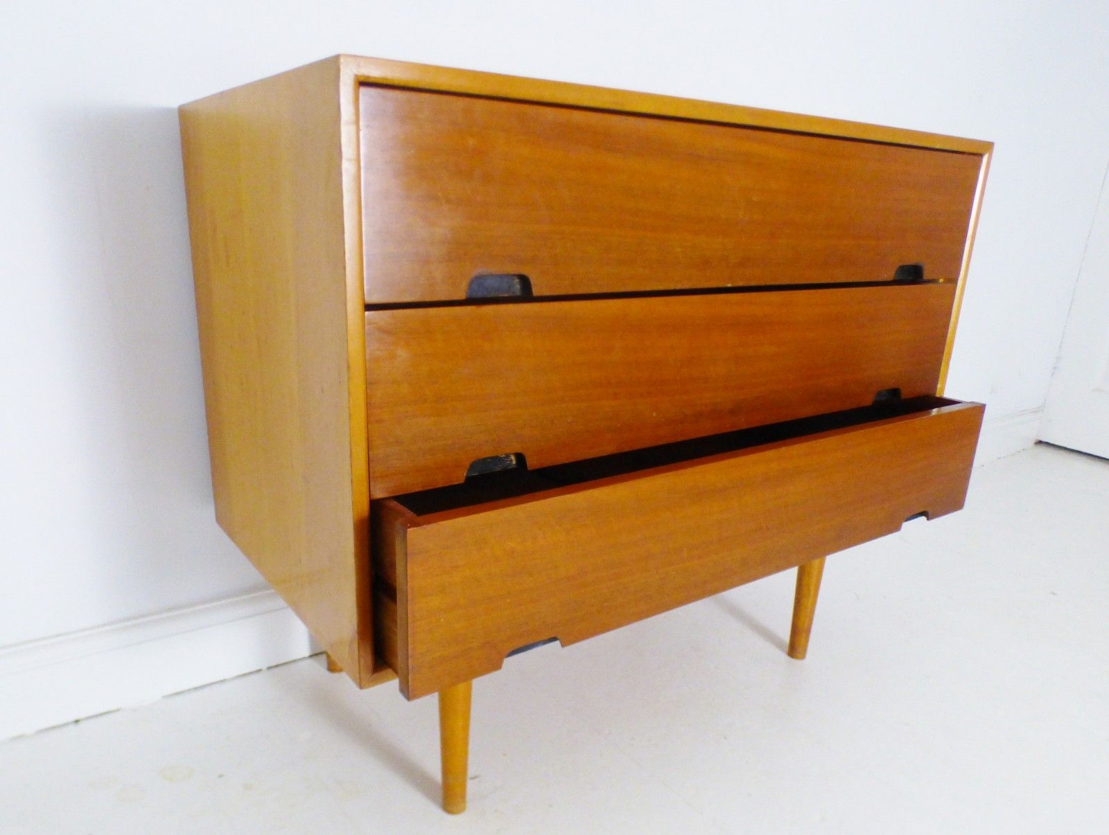 Stunning Vintage Robin Day Hille Hilleplan Unit F  Beech Chest Of Drawers photo vinterior